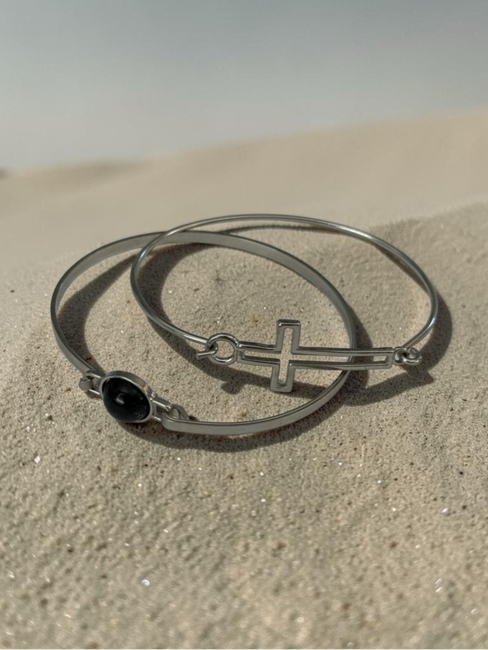 🫶🏻 Sterling Silver Cross and Black Stone Bangle Set